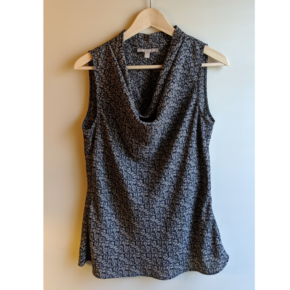 Women's Banana Republic Sleeveless Blouse